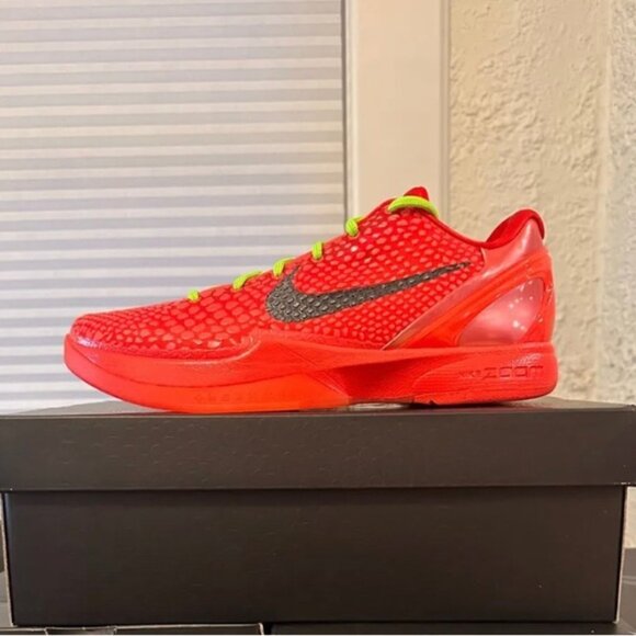 ZOOM KOBE 6 PROTRO 'REVERSE GRINCH' - Picture 6 of 9